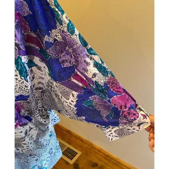 Anthony Richards Blouse Size ? 2X Purple Royal Blue Floral Keyhole Angel Wings - Picture 4 of 10